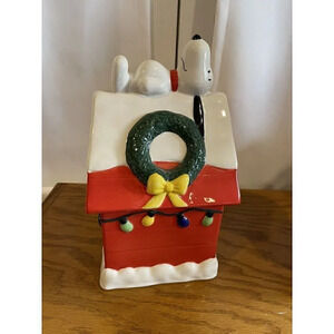 Snoopy‎ Peanuts Hallmark Ceramic Holiday Jar UFS